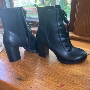 A New Day Boots size 9